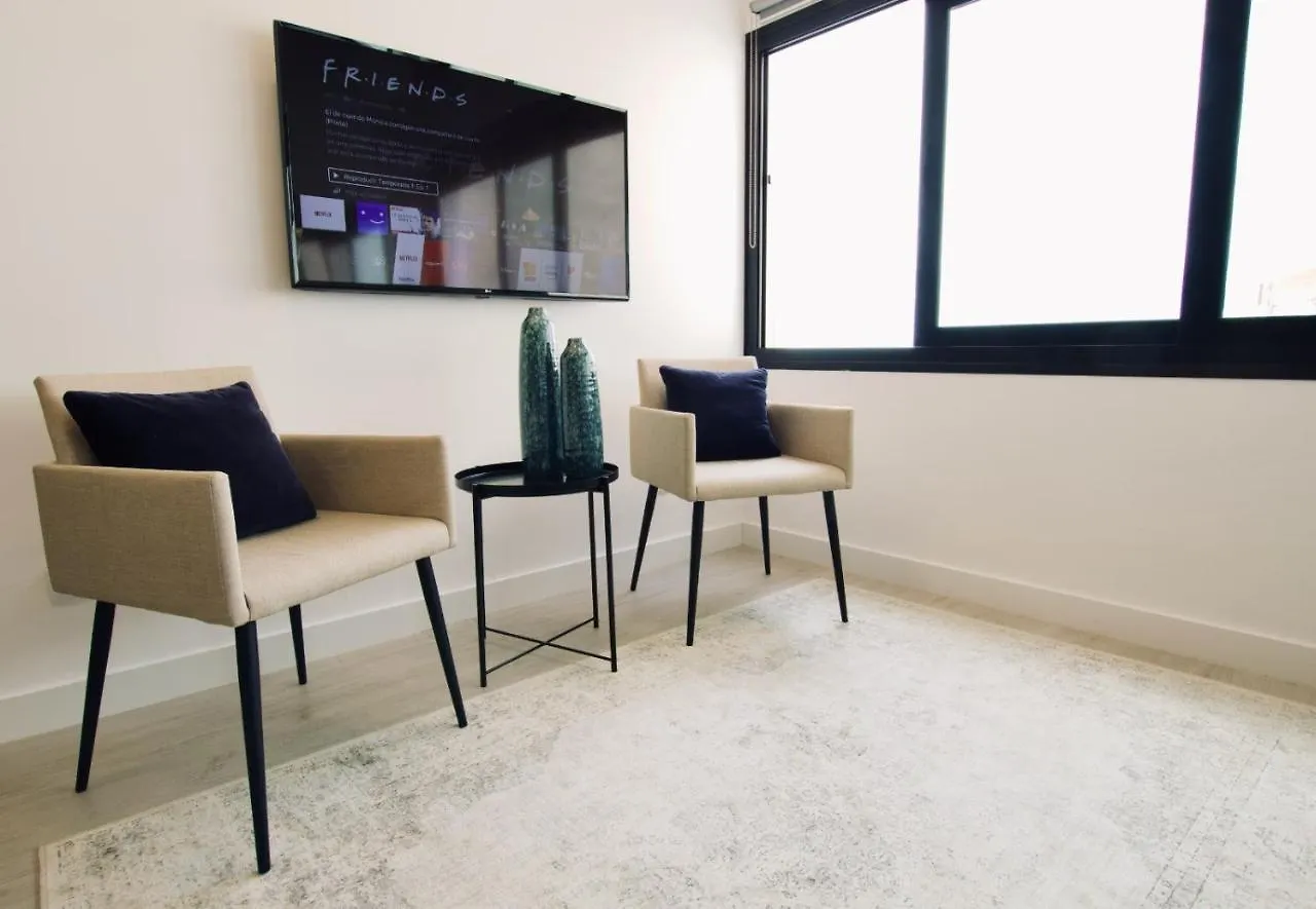 Homeforguest Apartamento Con Vistas A Las Canteras location